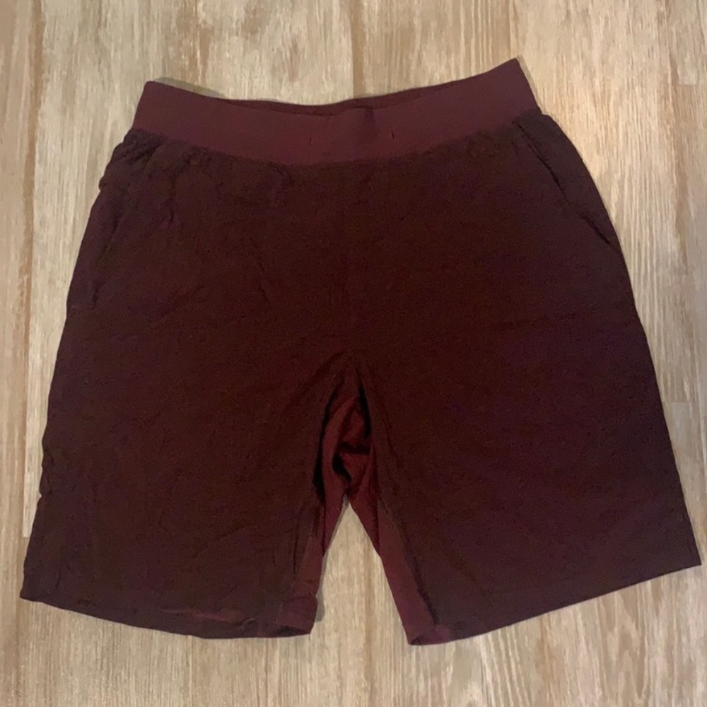Lululemon T.H.E linerless shorts 9”